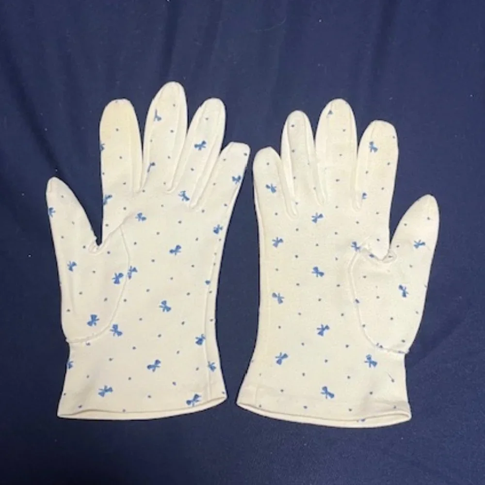 VTG Dressy White w/Blue Embroidered Ribbons Wristlet Gloves Stretchable OS